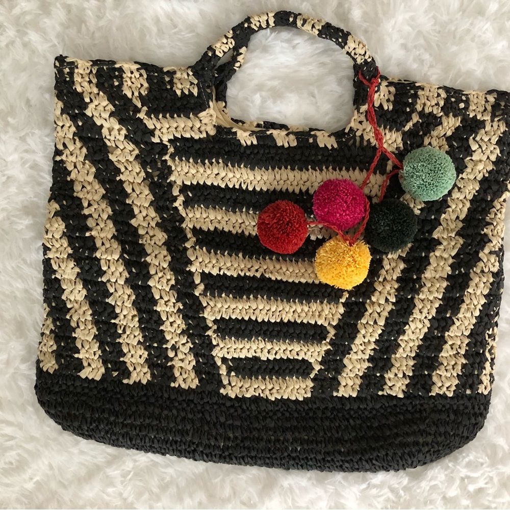 VENUS Black and Tan Crochet Tote Bag